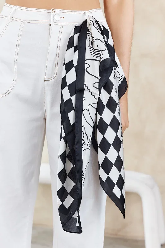 coastline-printed-square-scarf-black