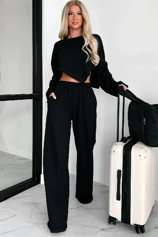 feeling-at-home-crop-top-pants-loungewear-set-black