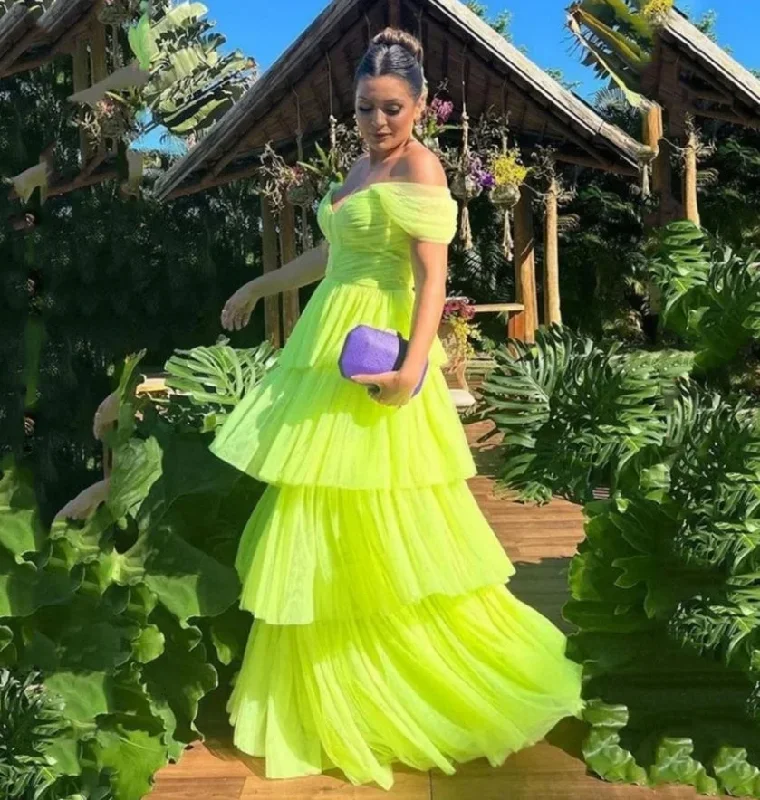 sexy-off-shoulder-prom-dress-elegant-fluorescent-green-a-line-فساتين-السهرة-grace-multilayer-maxi-vestidos-de-noche