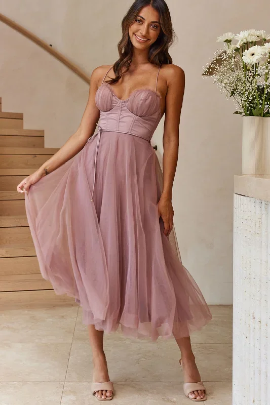 Smitten Sweetheart Neckline Chiffon Midi Dress Rose