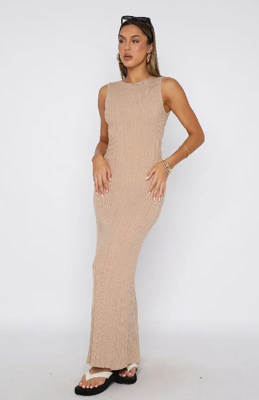 tami-maxi-dress-beige