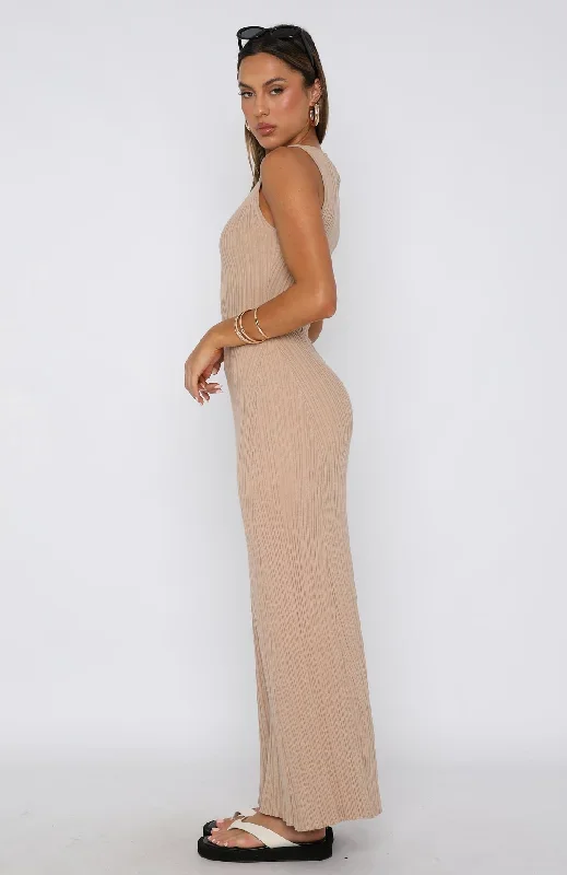 tami-maxi-dress-beige