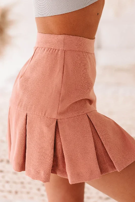 trend-spotter-pleated-mini-skirt-dusty-rose